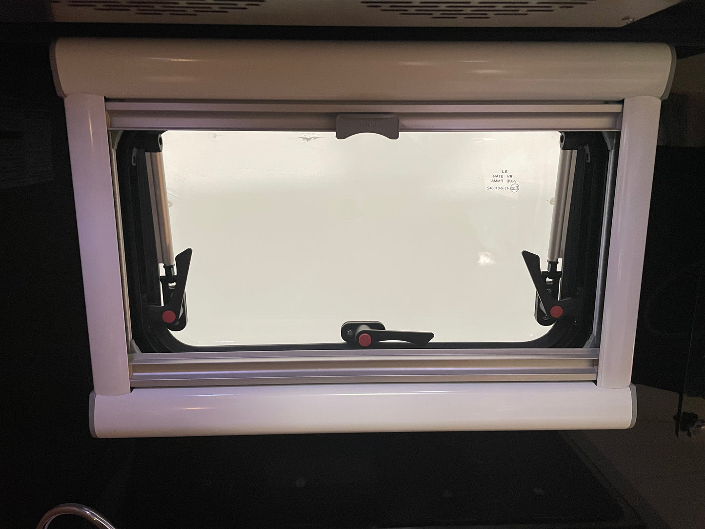 HQ17 Small Kitchen Window