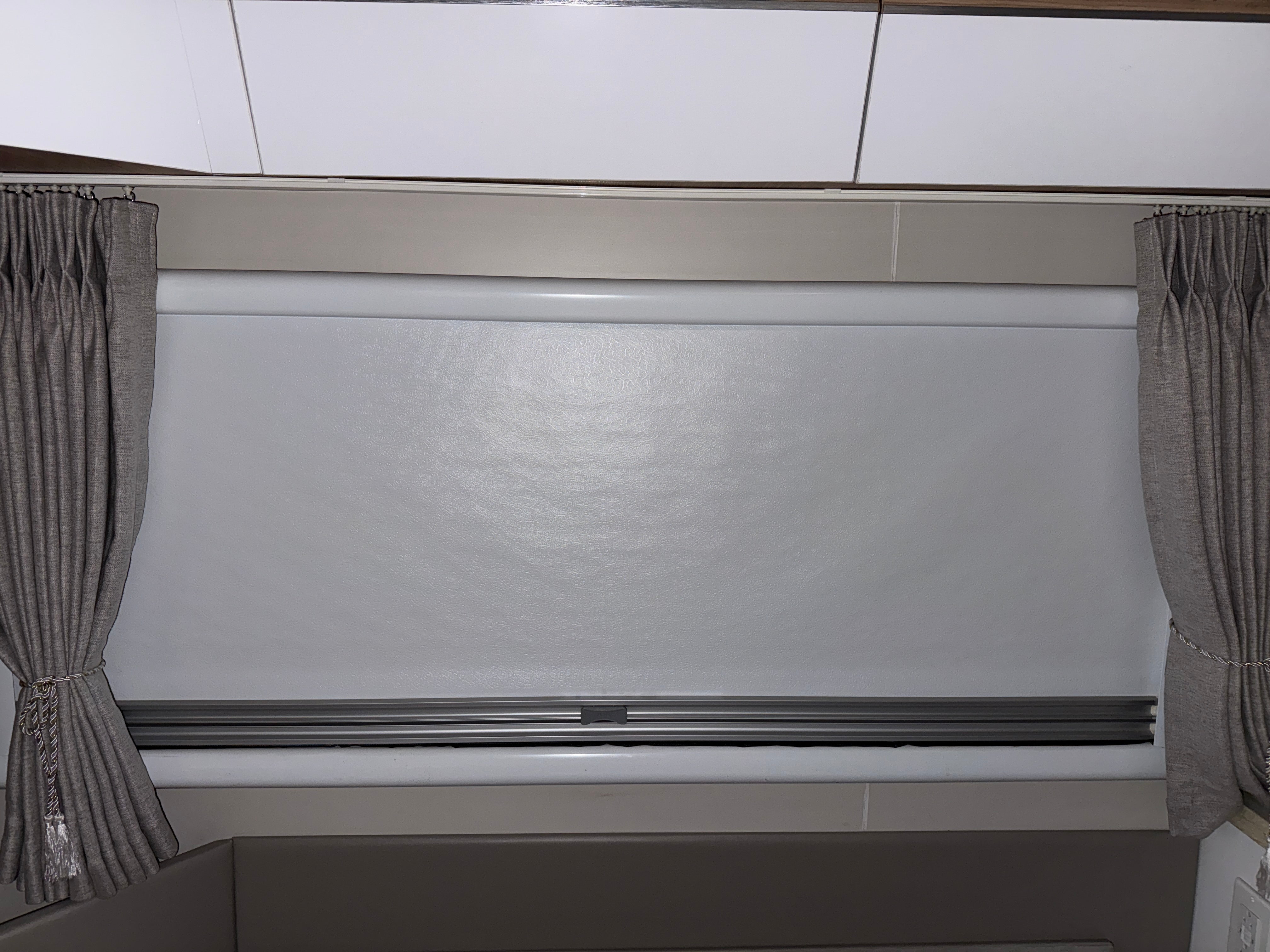 Blackseries Window (Include Window Shade) - 56 × 20 7/8 Inch + 2 Window Struts for Dual Pane Windows -8 Inch | Fits HQ21 | 2022 Model Or Newer
