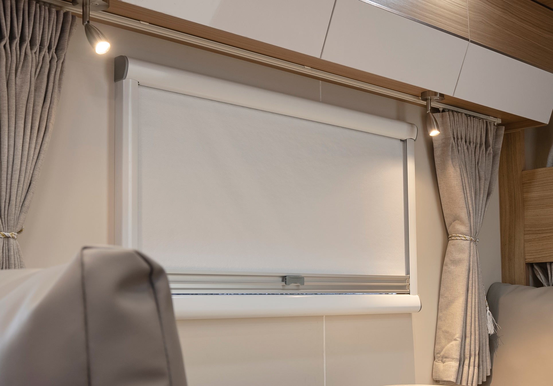 Reflective window shade &amp; screen slide inside assembly