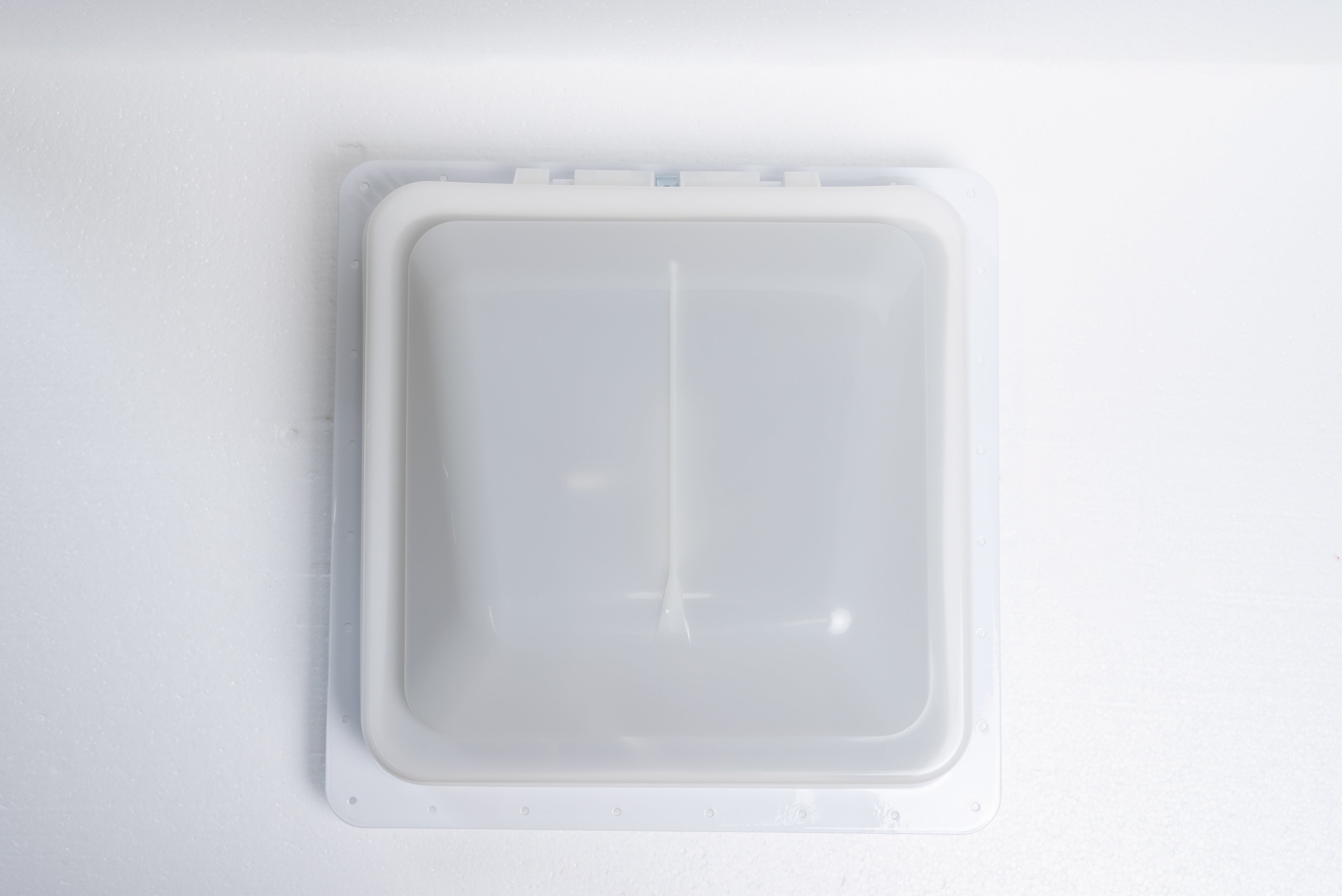 Basic Bathroom Fan with LED Light - 12v