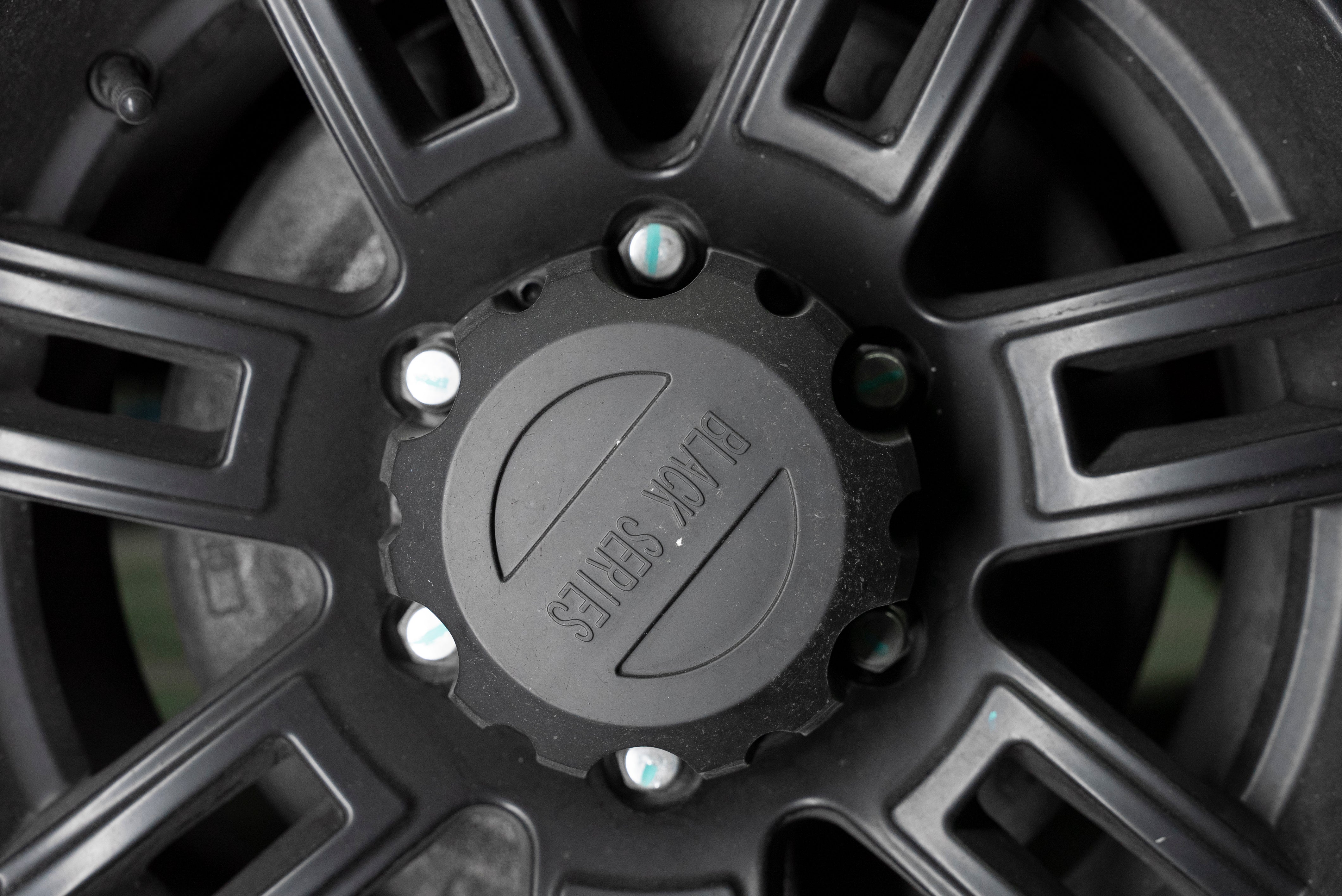 Wheel caps