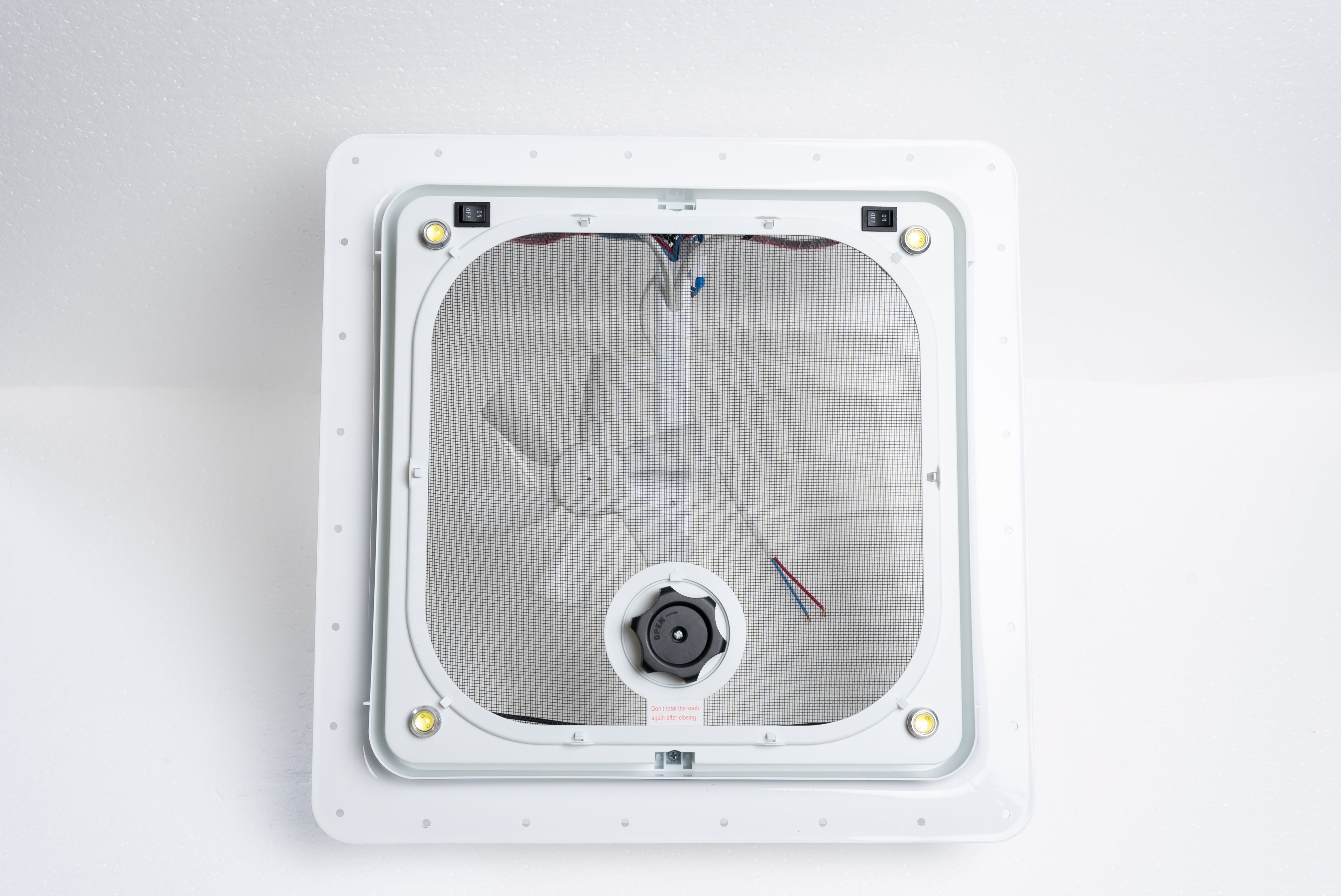 Basic Bathroom Fan with LED Light - 12v